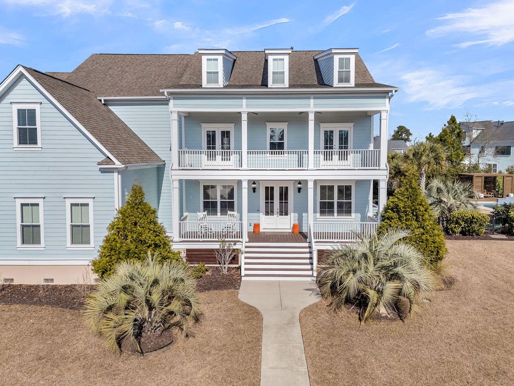 Photo of 3003 Yachtsman Drive, Mount Pleasant, SC 29466 (MLS # 26003106)