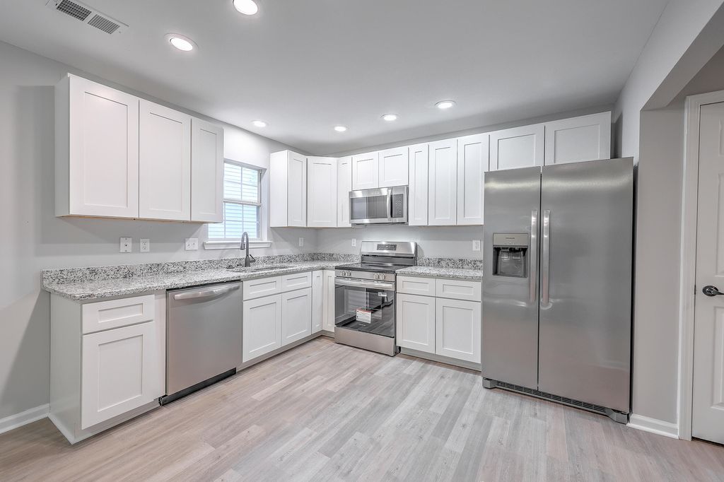 Photo of 4885 Habersham Lane, Summerville, SC 29485 (MLS # 25030382)