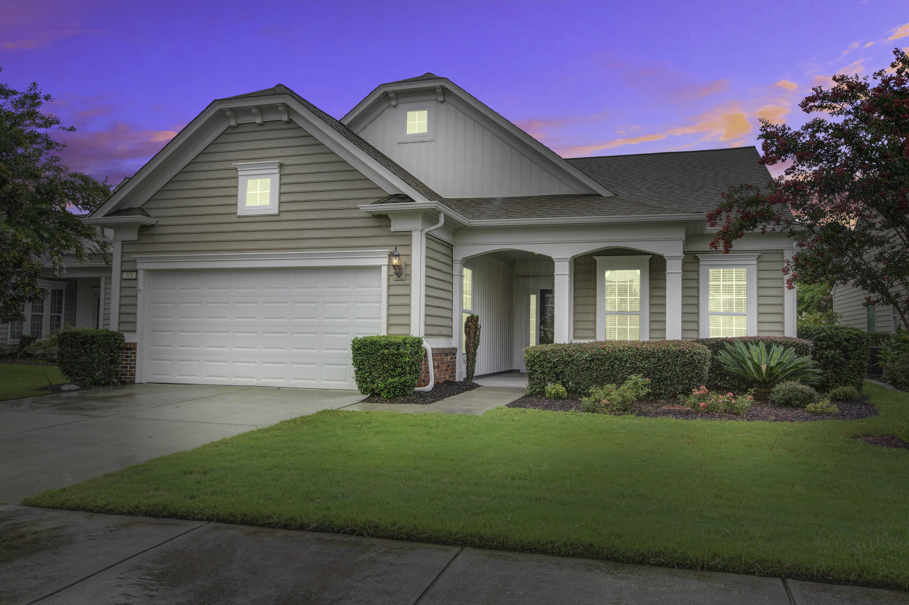 View Summerville, SC 29486 house