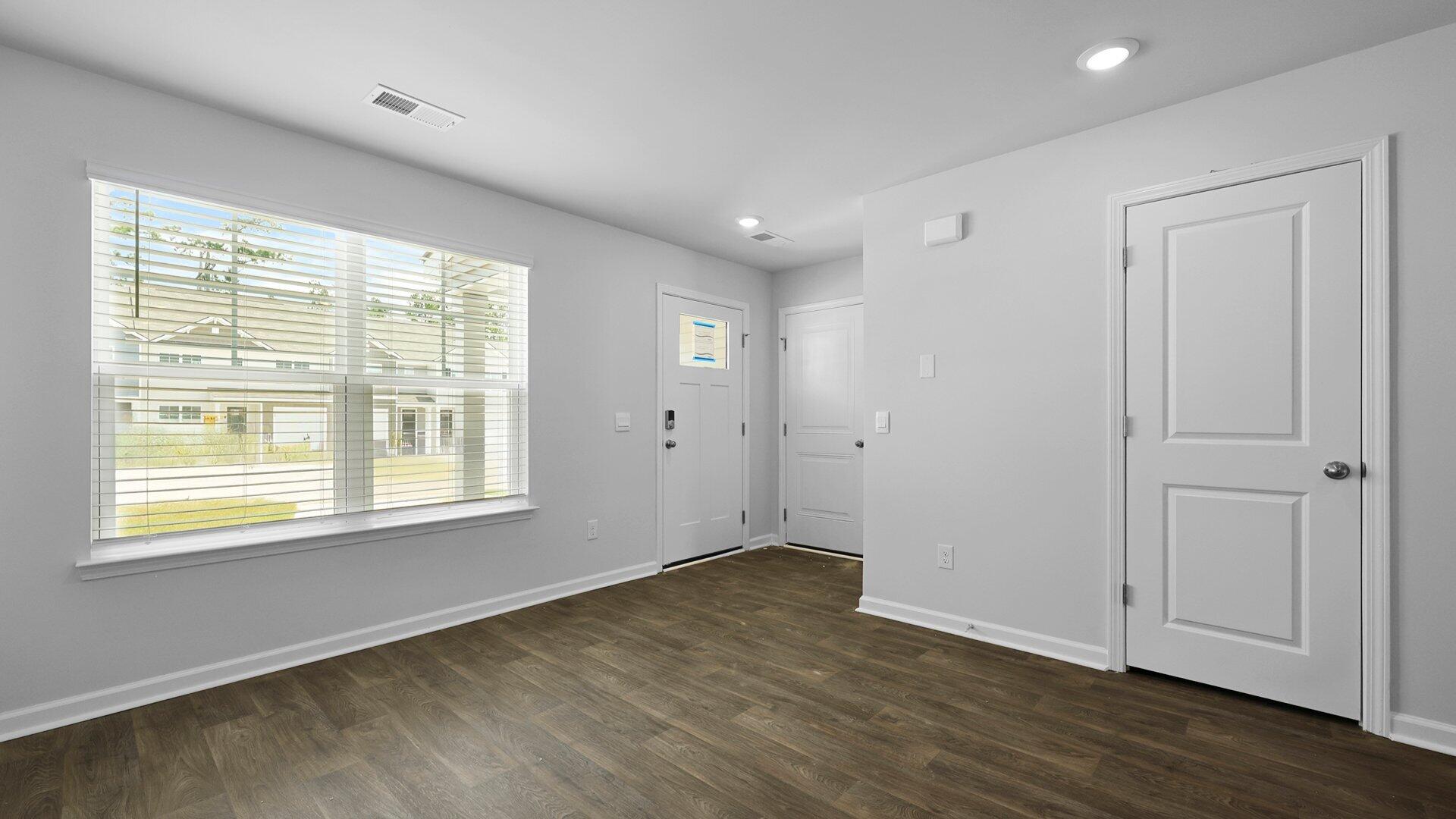 892 Long Bluff Road