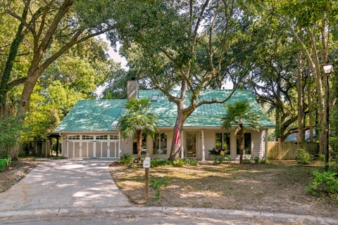 Photo of 2321 Chairmaker Court, Charleston, SC 29414 (MLS # 26026479)