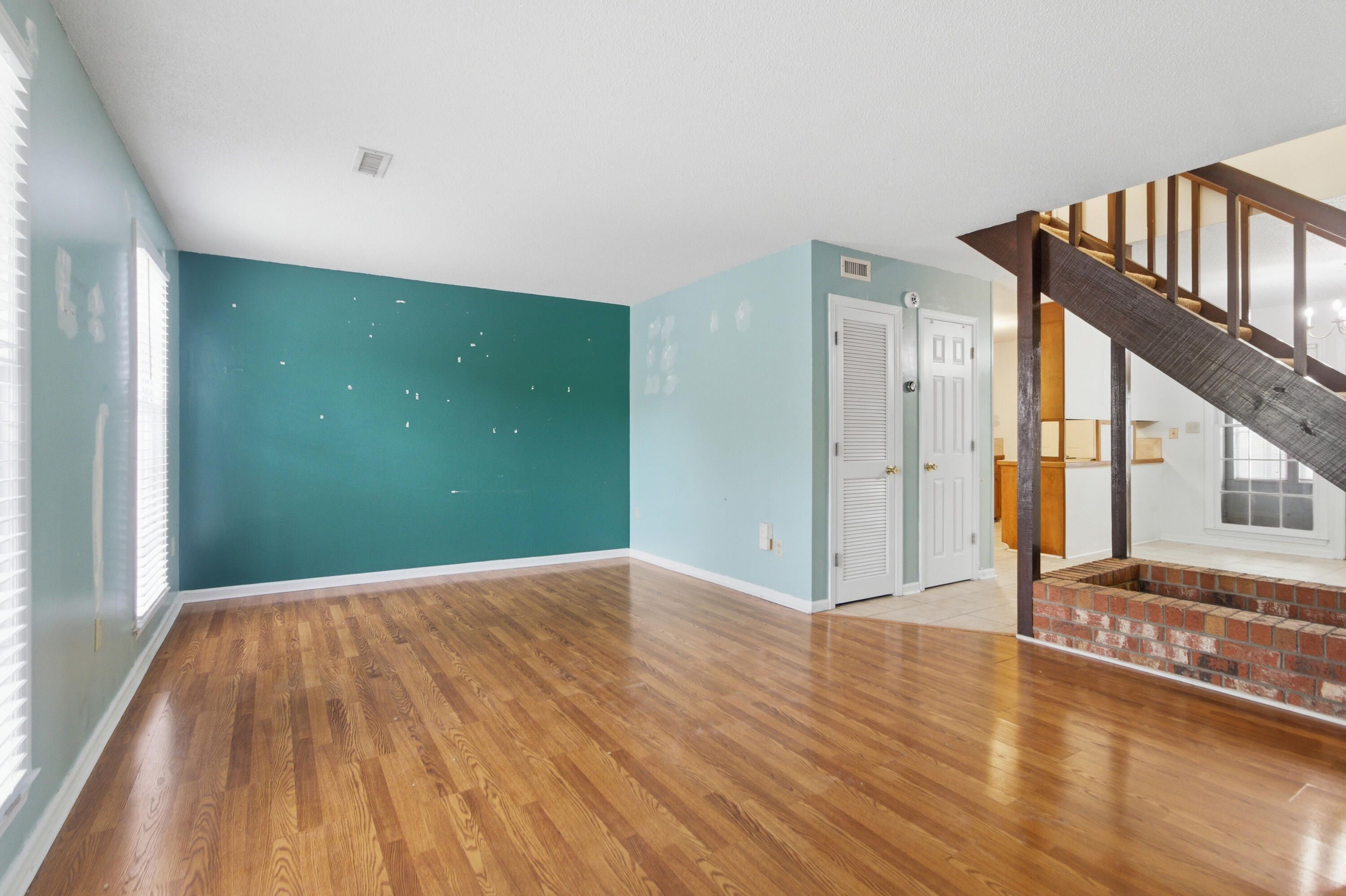 4352 Briarstone Court