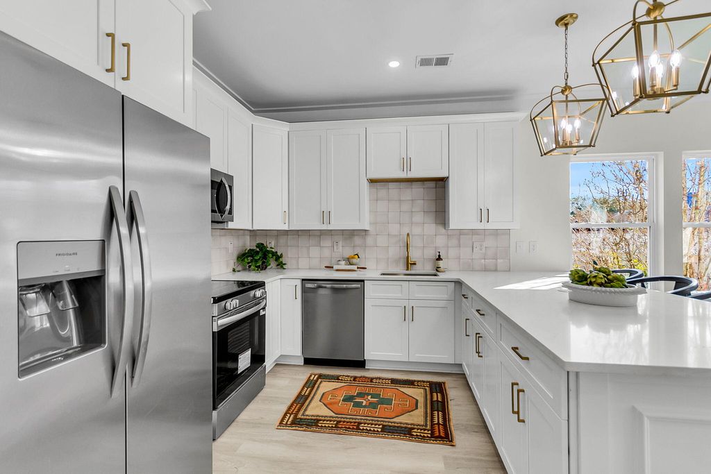 Photo of 1620 Refuge Run, Charleston, SC 29412 (MLS # 26002165)