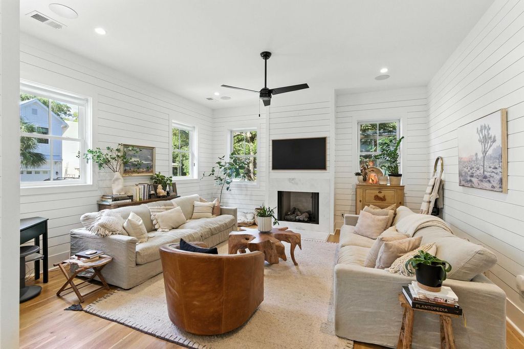 Photo of 733 Atlantic Street, Mount Pleasant, SC 29464 (MLS # 25024299)