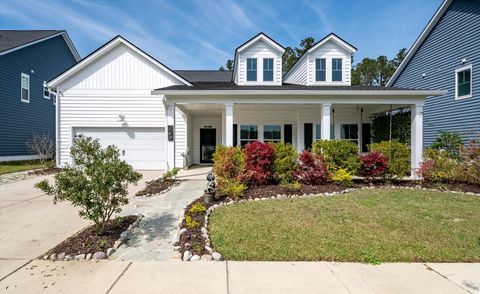 Photo of 226 Garden Lily Lane, Summerville, SC 29485 (MLS # 26007038)