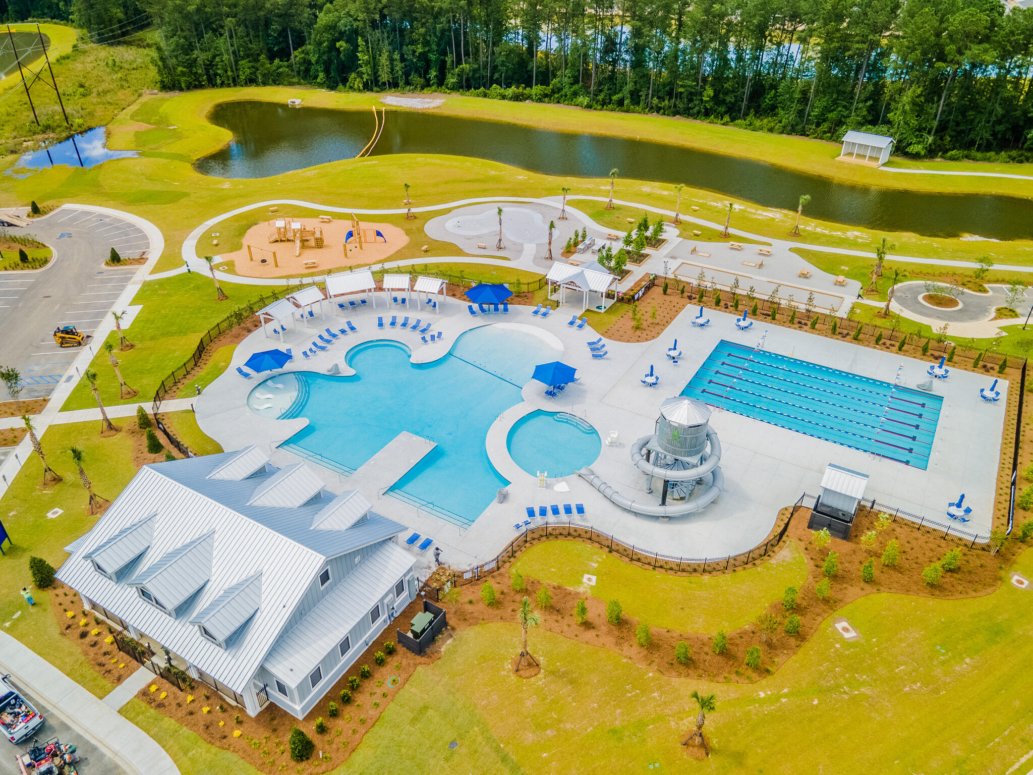 777 Long Bluff Road