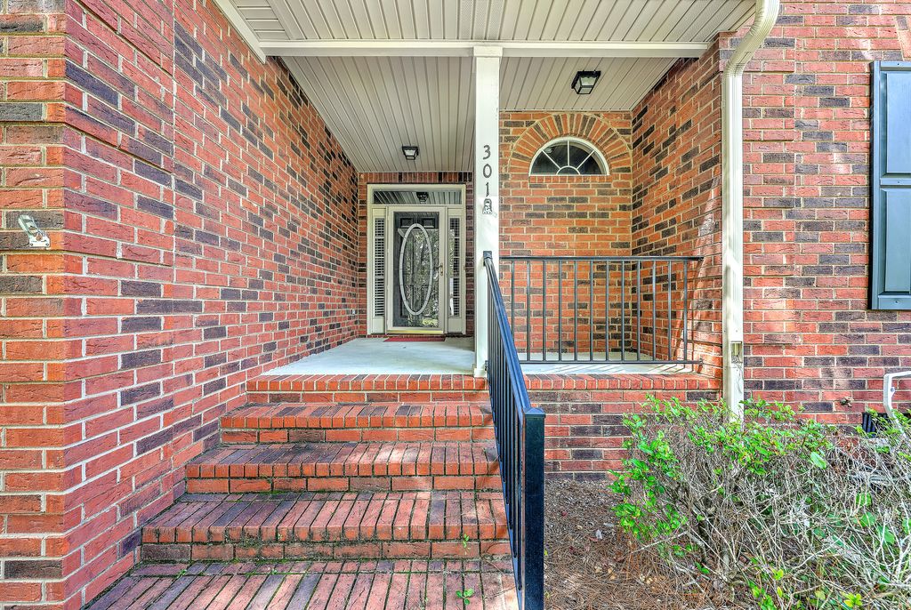 Photo of 301 Bellerive Lane, Summerville, SC 29483 (MLS # 25026768)