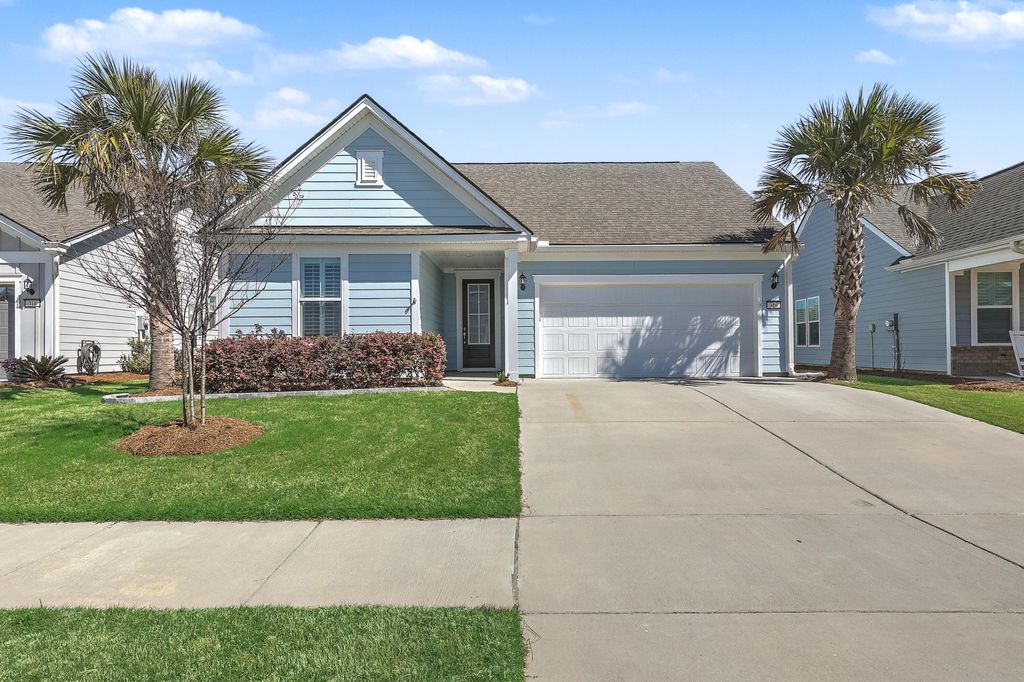 Photo of 316 Autumn Azalea Way, Summerville, SC 29486 (MLS # 26007772)