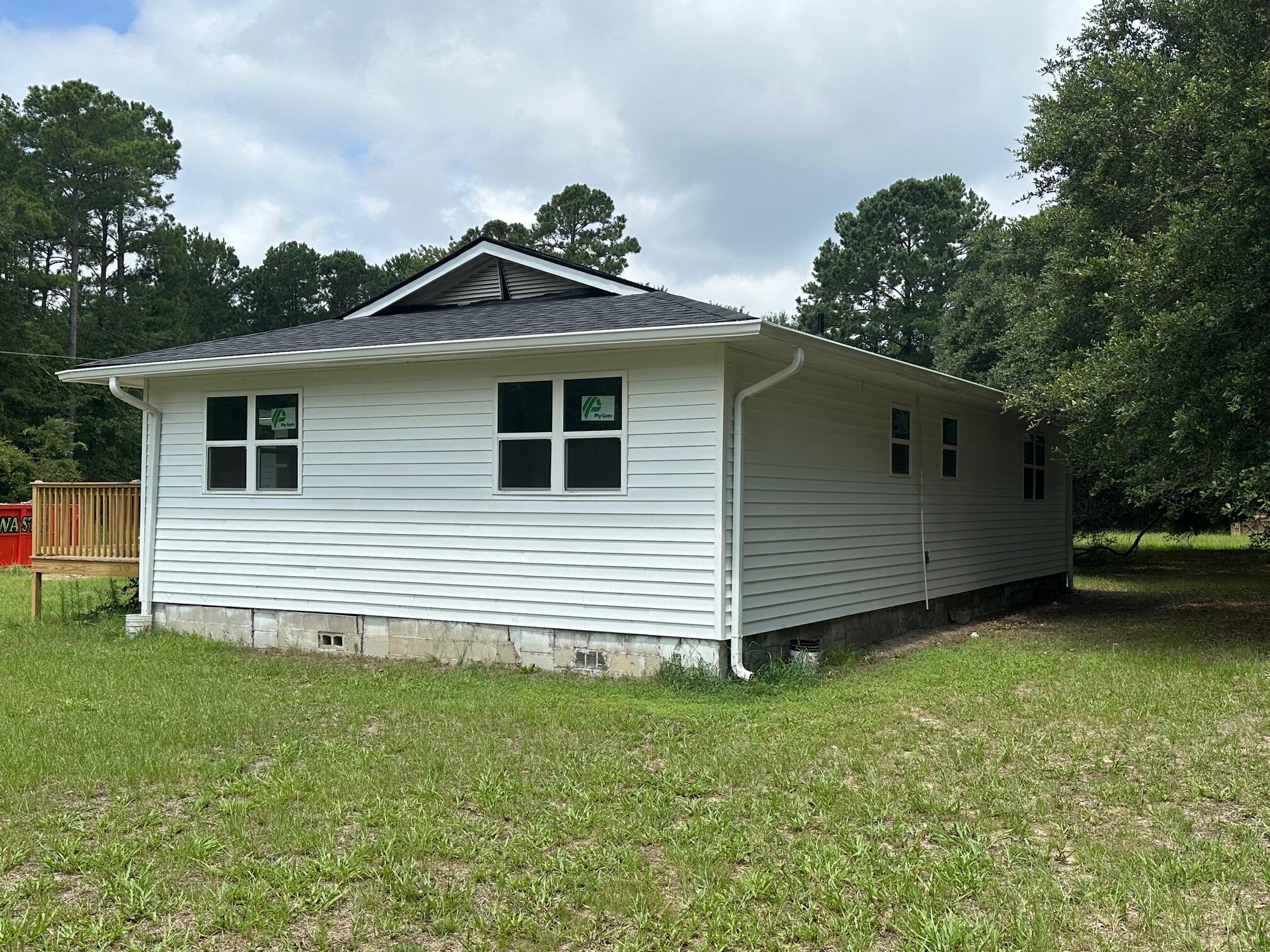 1124 Sallie Manigault Lane
