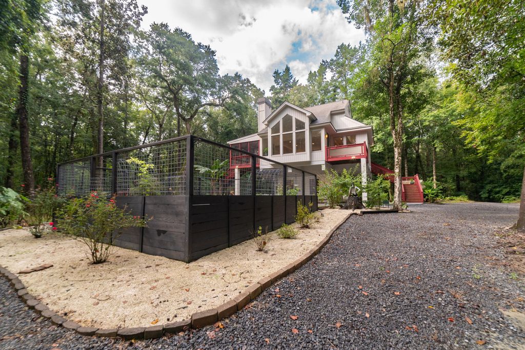 Photo of 5654 Middle Creek Road, Ravenel, SC 29470 (MLS # 25020918)