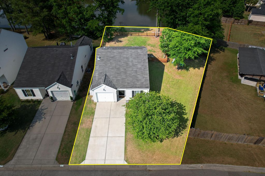 Photo of 110 Coosawatchie Street, Summerville, SC 29485 (MLS # 26013102)