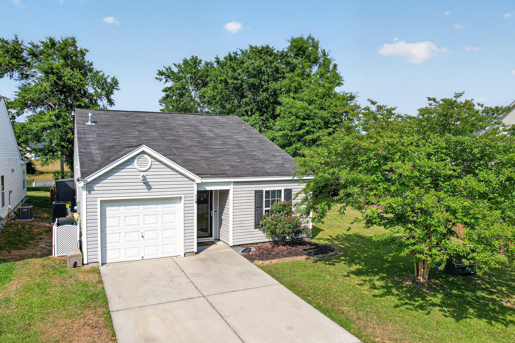 110 Coosawatchie Street