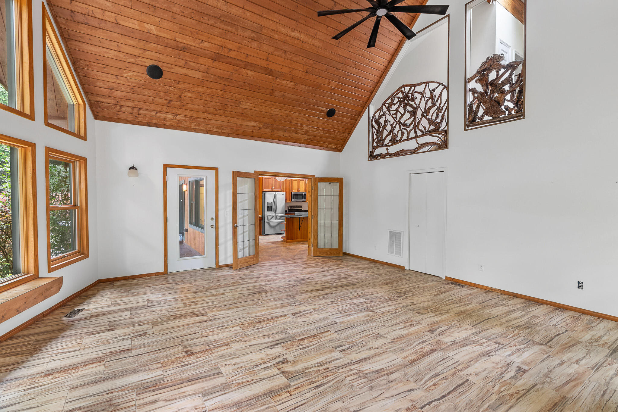 2495 Edenforest