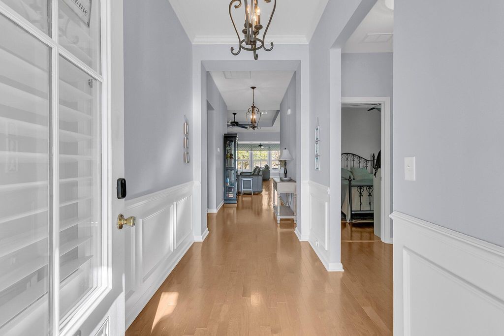 Photo of 112 Riviera Drive, Summerville, SC 29483 (MLS # 26000093)