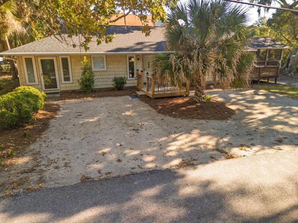 Photo of 1408 Jungle Road, Edisto Island, SC 29438 (MLS # 25029023)