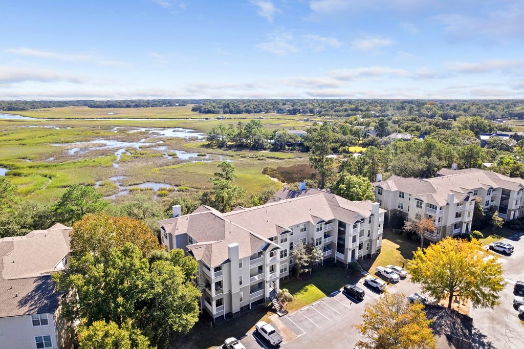 Photo of 700 Daniel Ellis Drive #9203, Charleston, SC 29412 (MLS # 25026758)