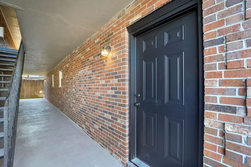 Photo of 415 Parkdale Drive #2b, Charleston, SC 29414 (MLS # 25032498)