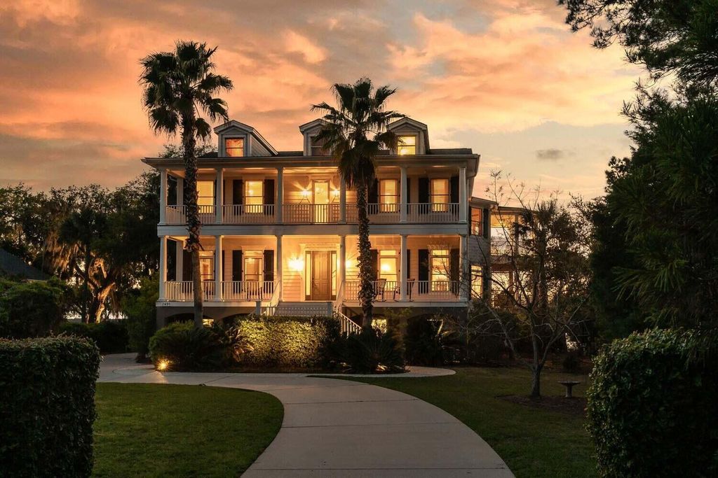 Photo of 2491 River Bluff Lane, Mount Pleasant, SC 29466 (MLS # 26001836)