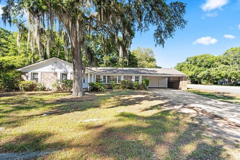 Photo of 1203 Calais Drive, Mount Pleasant, SC 29464 (MLS # 26014439)