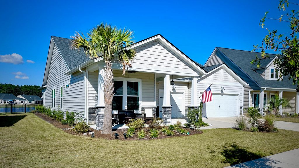 Photo of 1114 Cane Creek Way, Summerville, SC 29485 (MLS # 25027085)