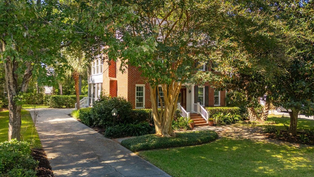 Photo of 2770 Christ Church Court, Mount Pleasant, SC 29466 (MLS # 25026755)