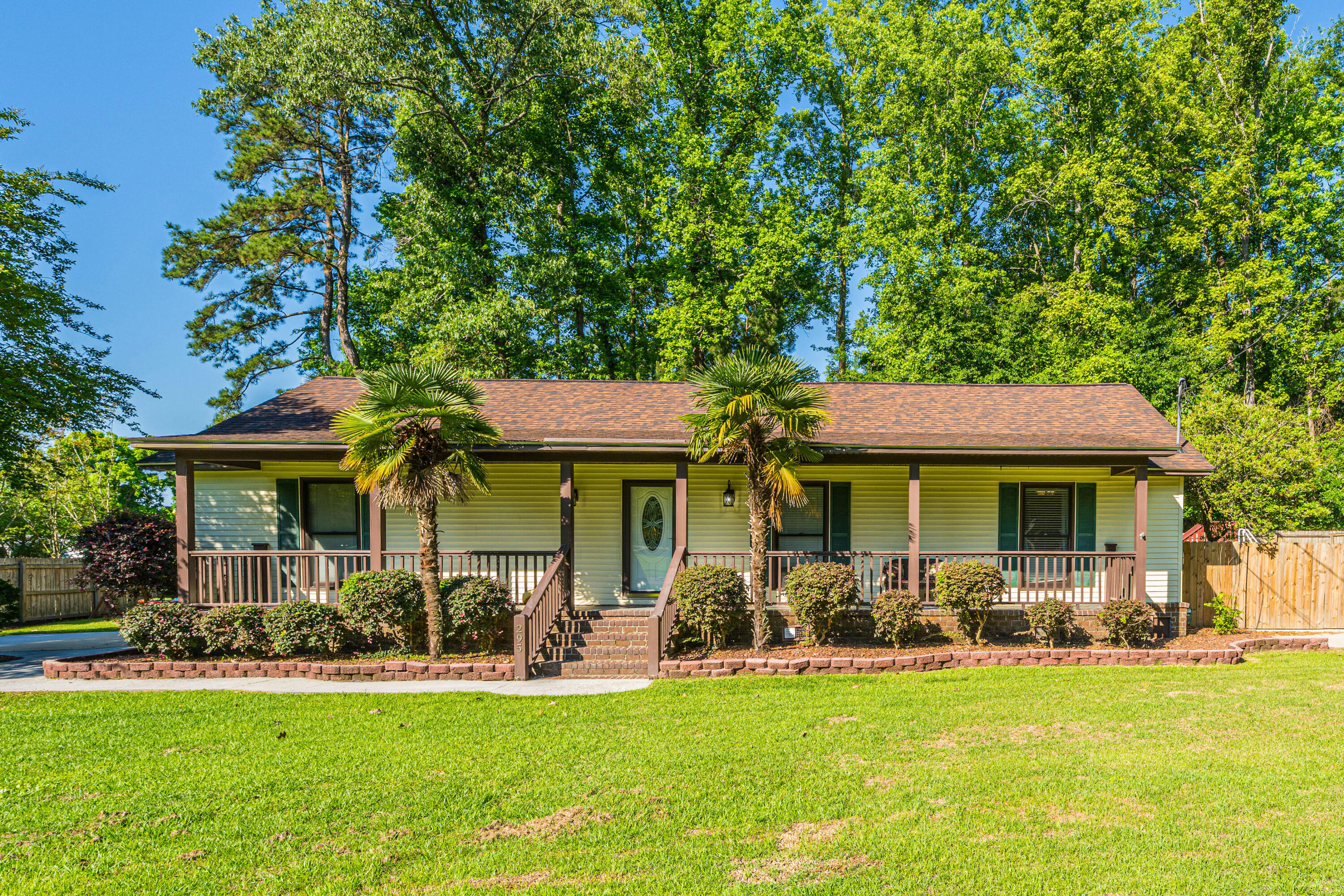 295 Forest Circle