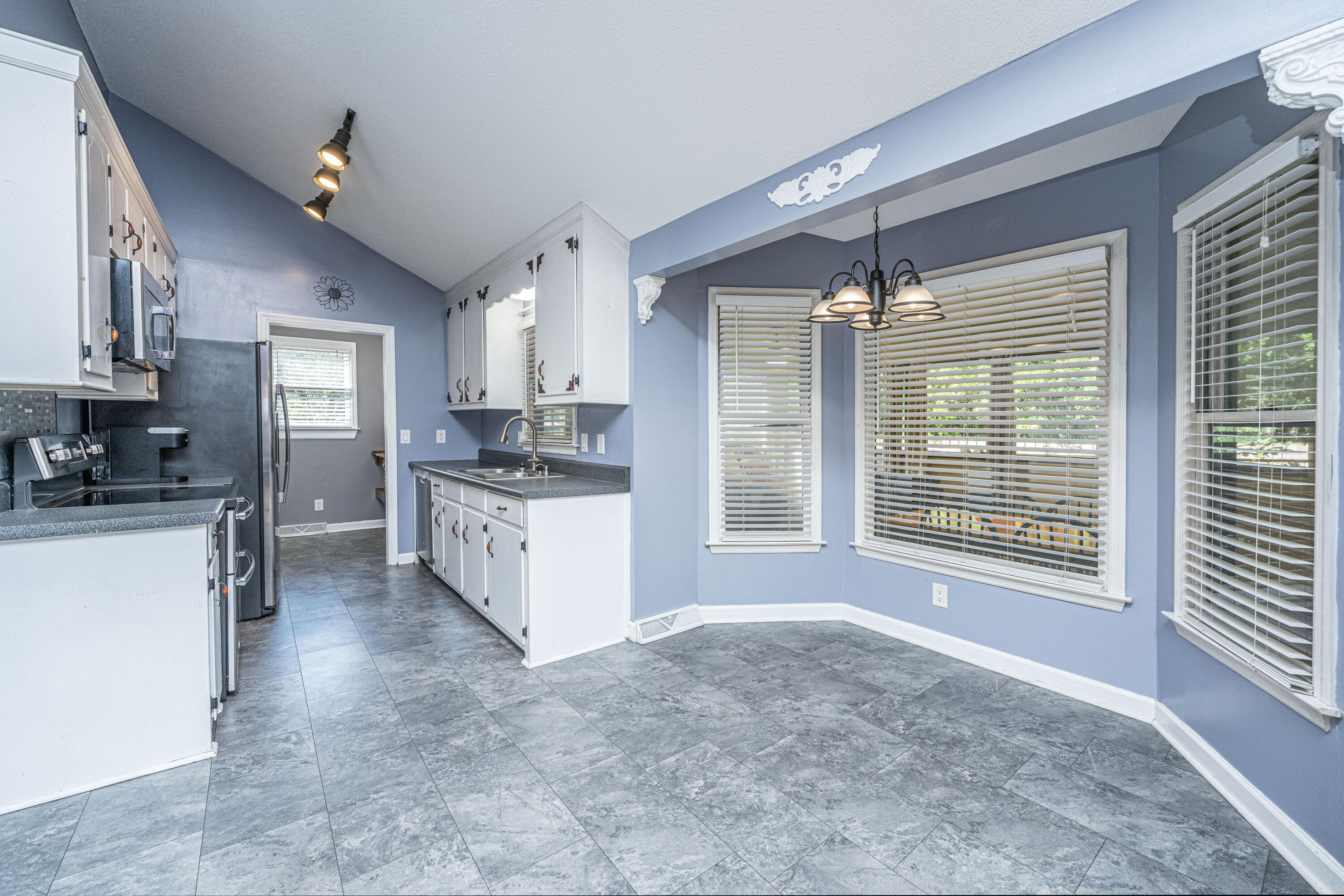 295 Forest Circle