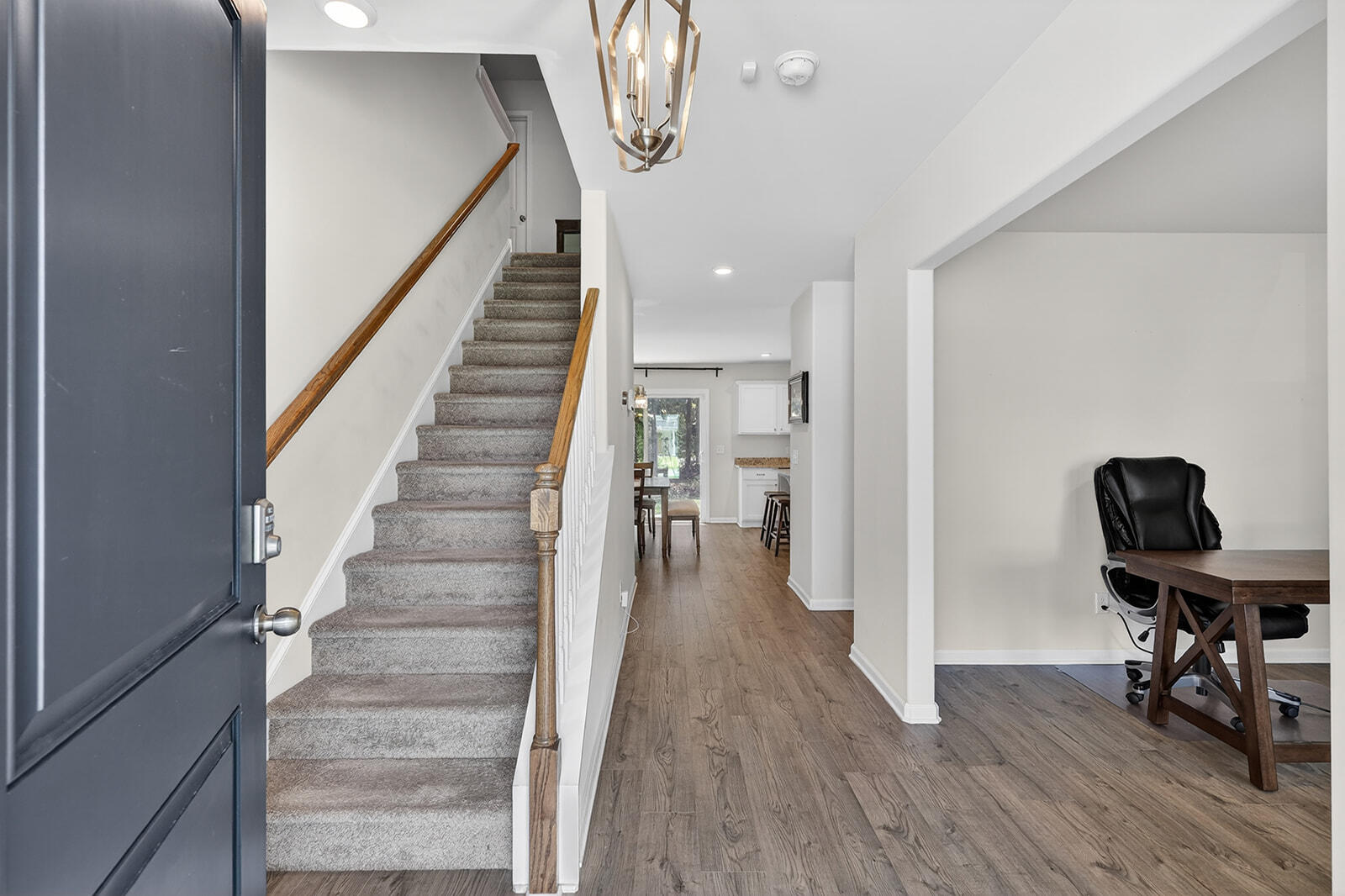 102 Teal Bluff Boulevard