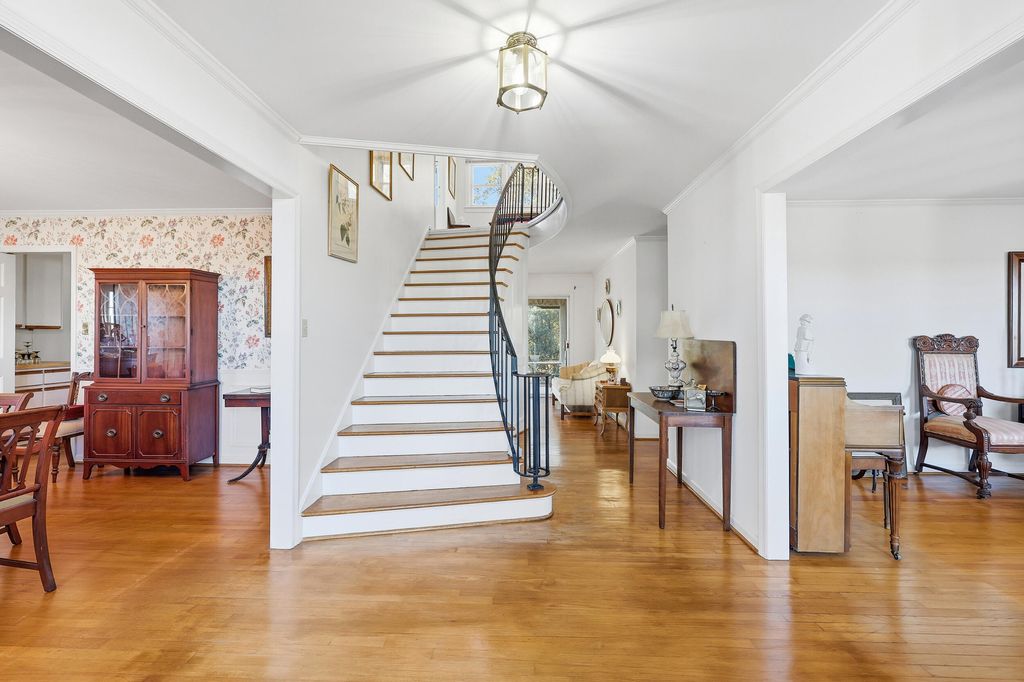 Photo of 613 Cypress Court, Georgetown, SC 29440 (MLS # 26002021)