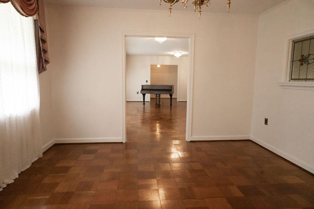 201 Overhill Drive