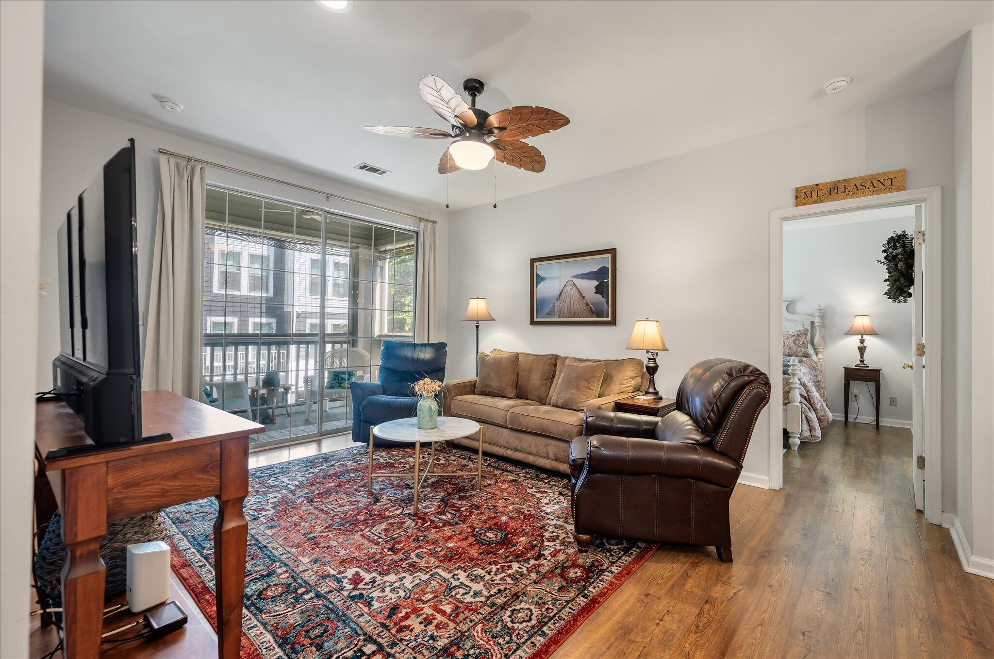 1600 Long Grove Unit 1524