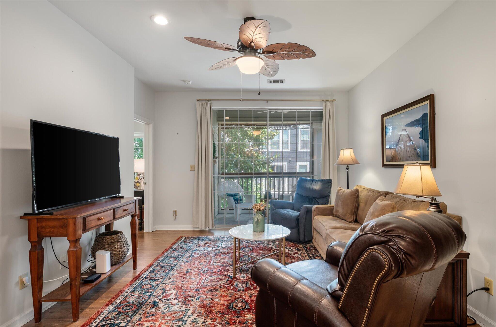 1600 Long Grove Unit 1524