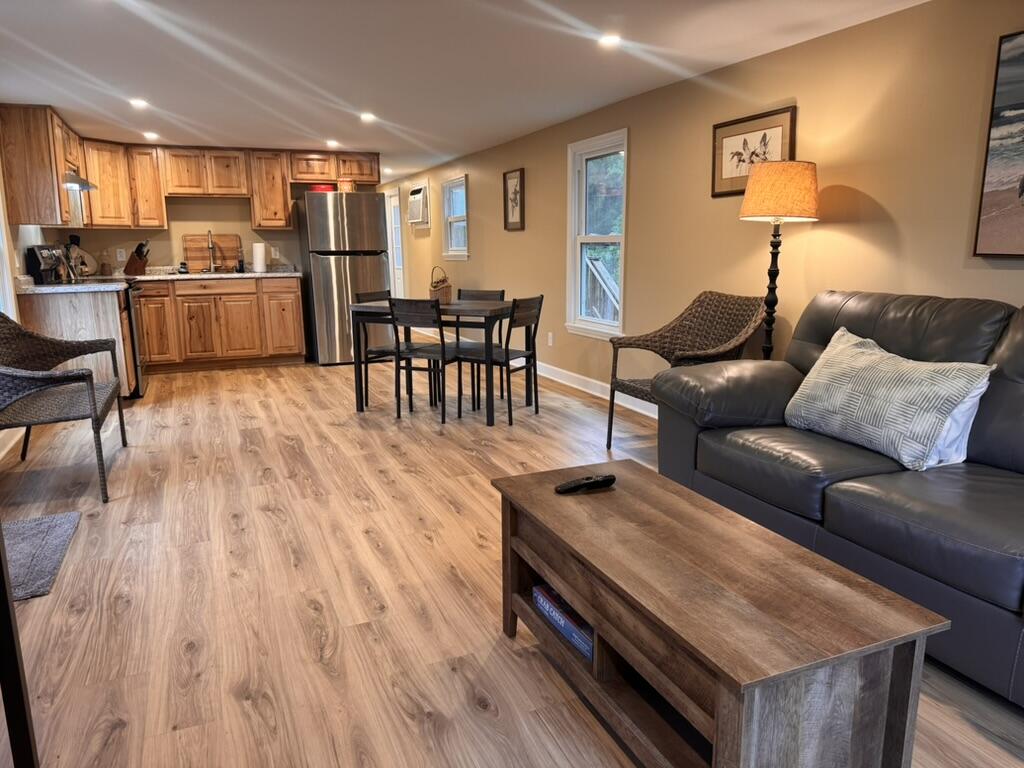 15014 Bennetts Point Road