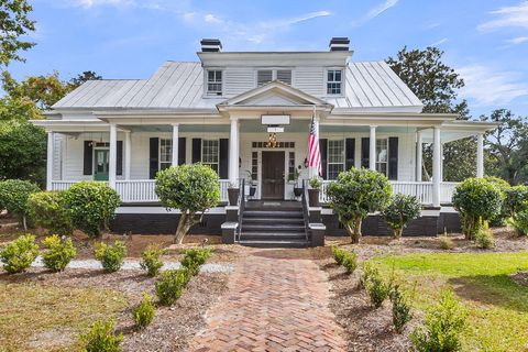 115 S Magnolia Street Summerville SC 29483