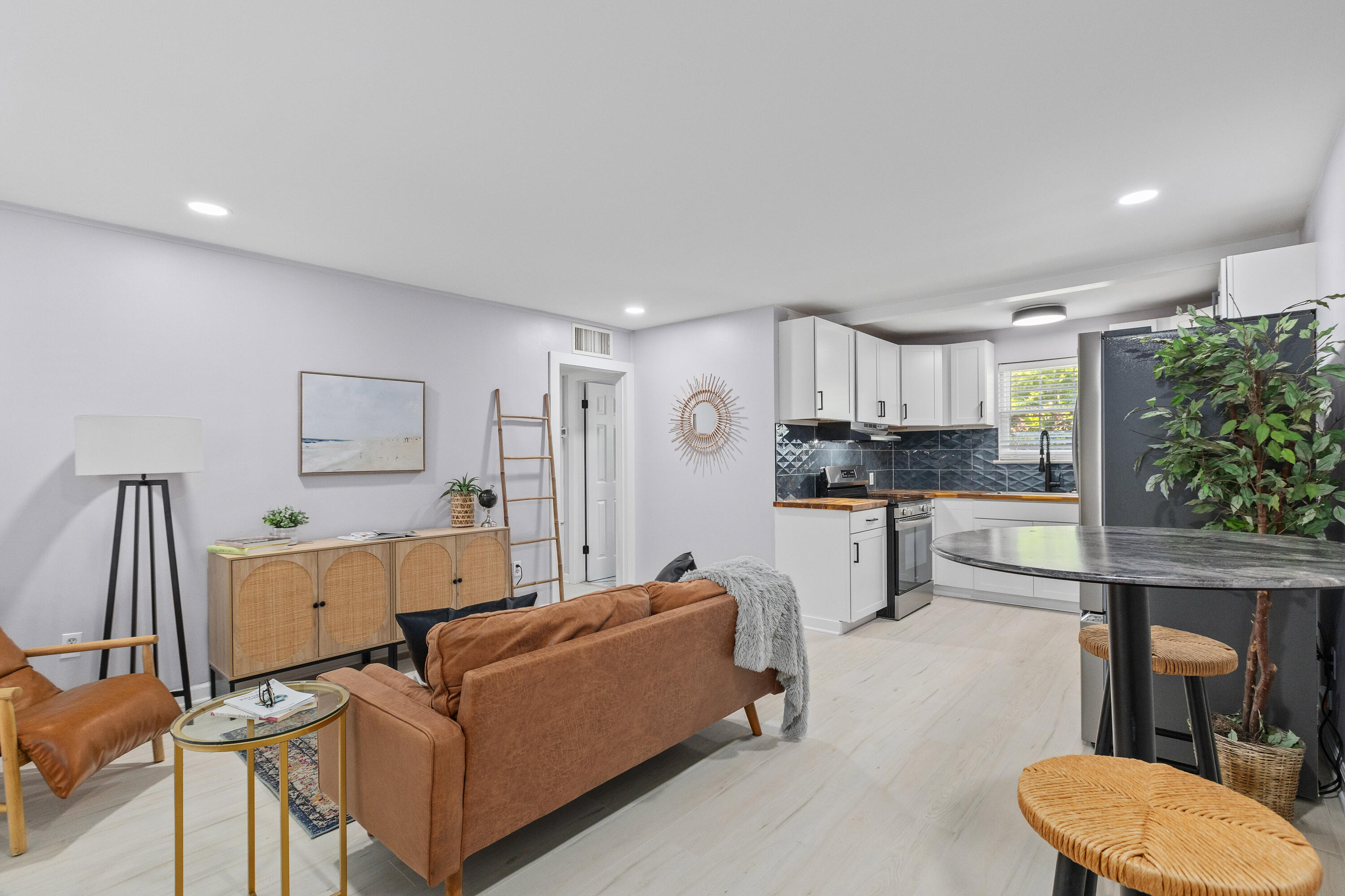 867 Colony Drive F92