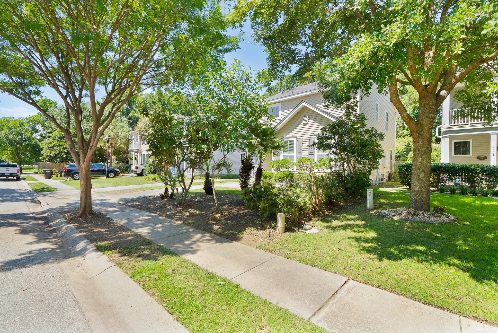 1172 Landau Lane