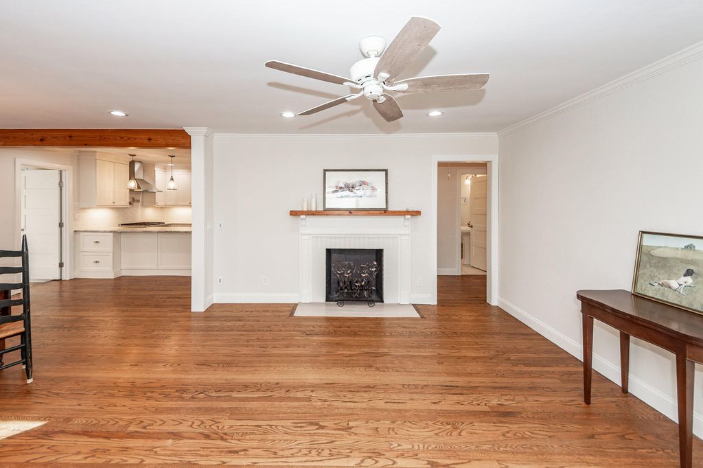 Photo of 2186 Parkway Drive, Charleston, SC 29412 (MLS # 26004628)