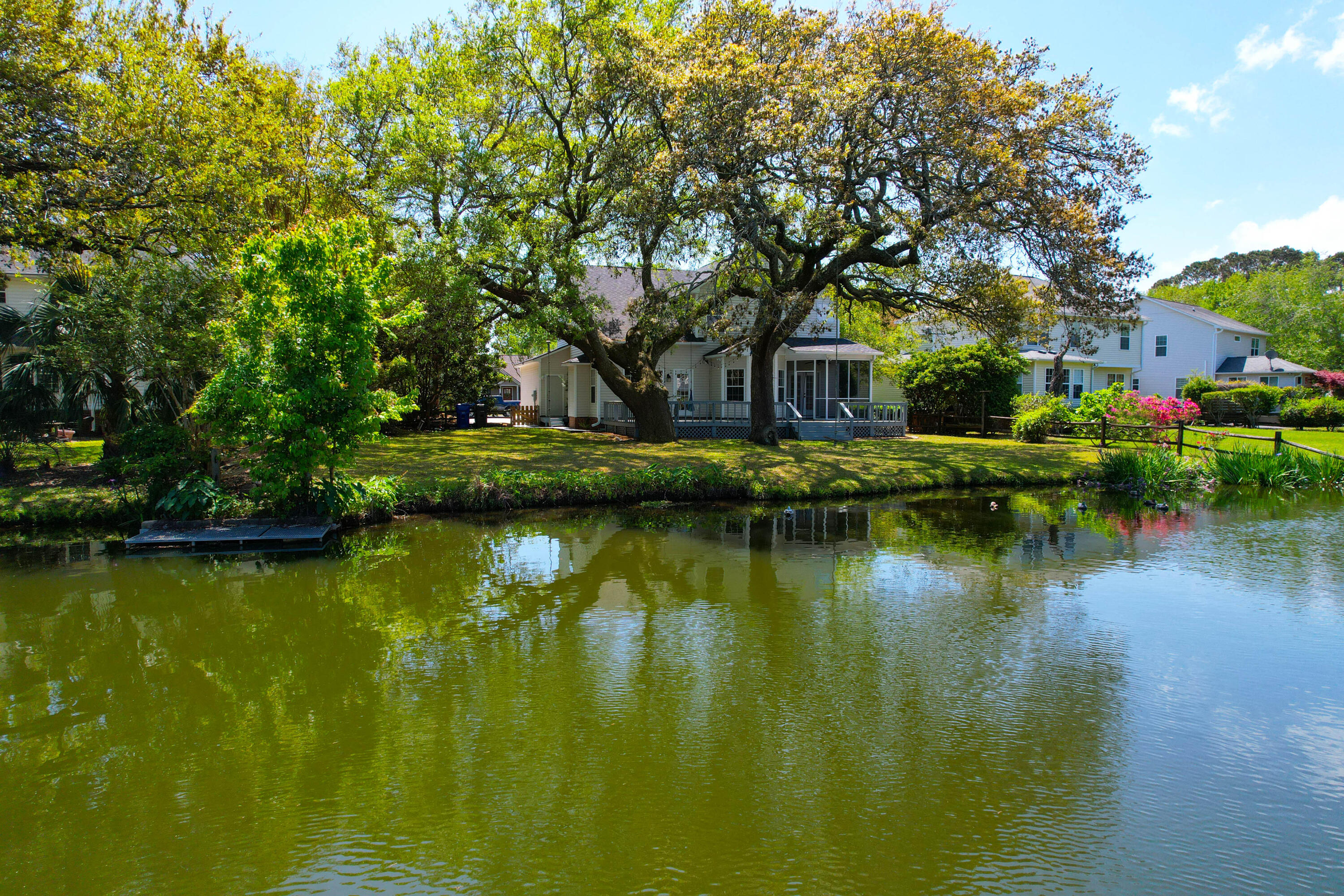 1006 Wayfarer Lane
