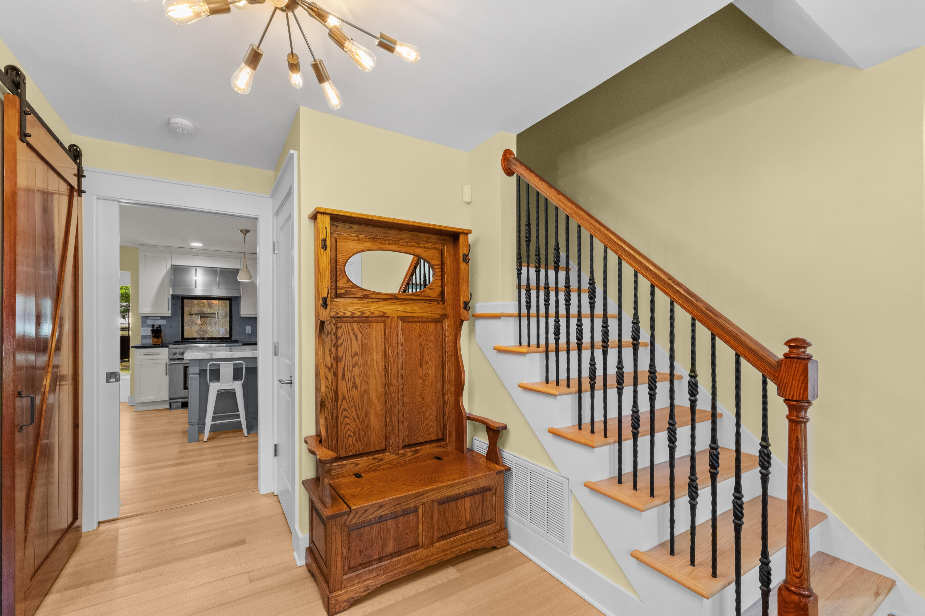 1088 Deleisseline Boulevard