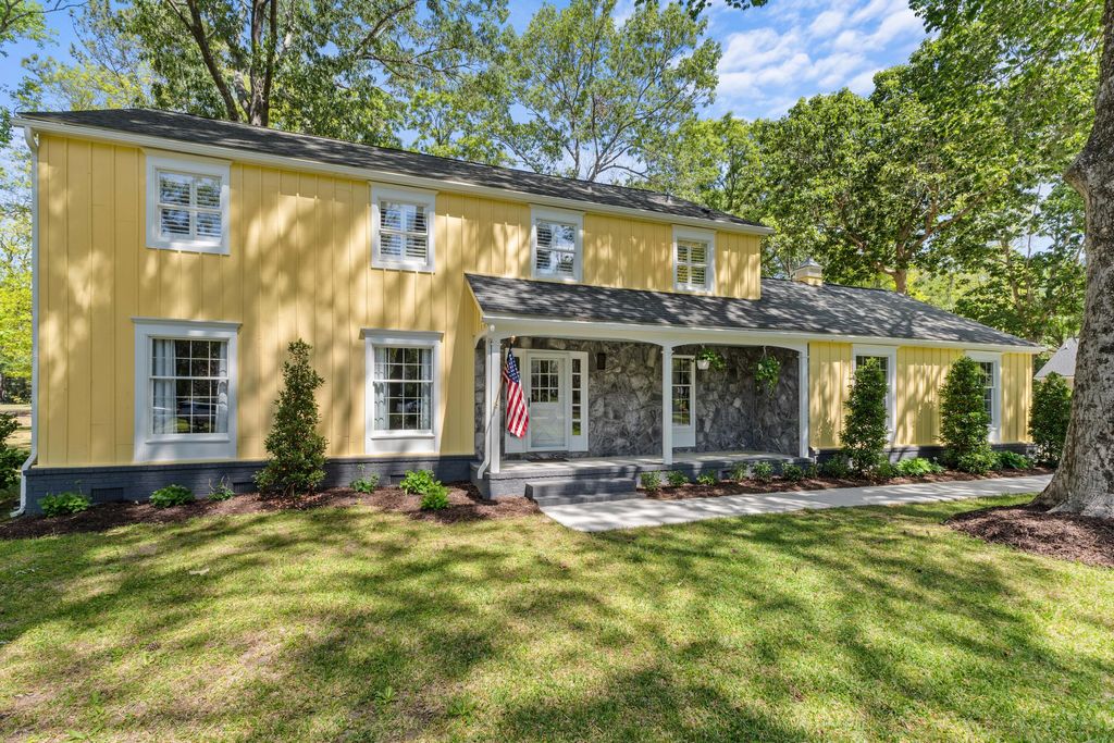 Photo of 1088 Deleisseline Boulevard, Mount Pleasant, SC 29464 (MLS # 26010880)