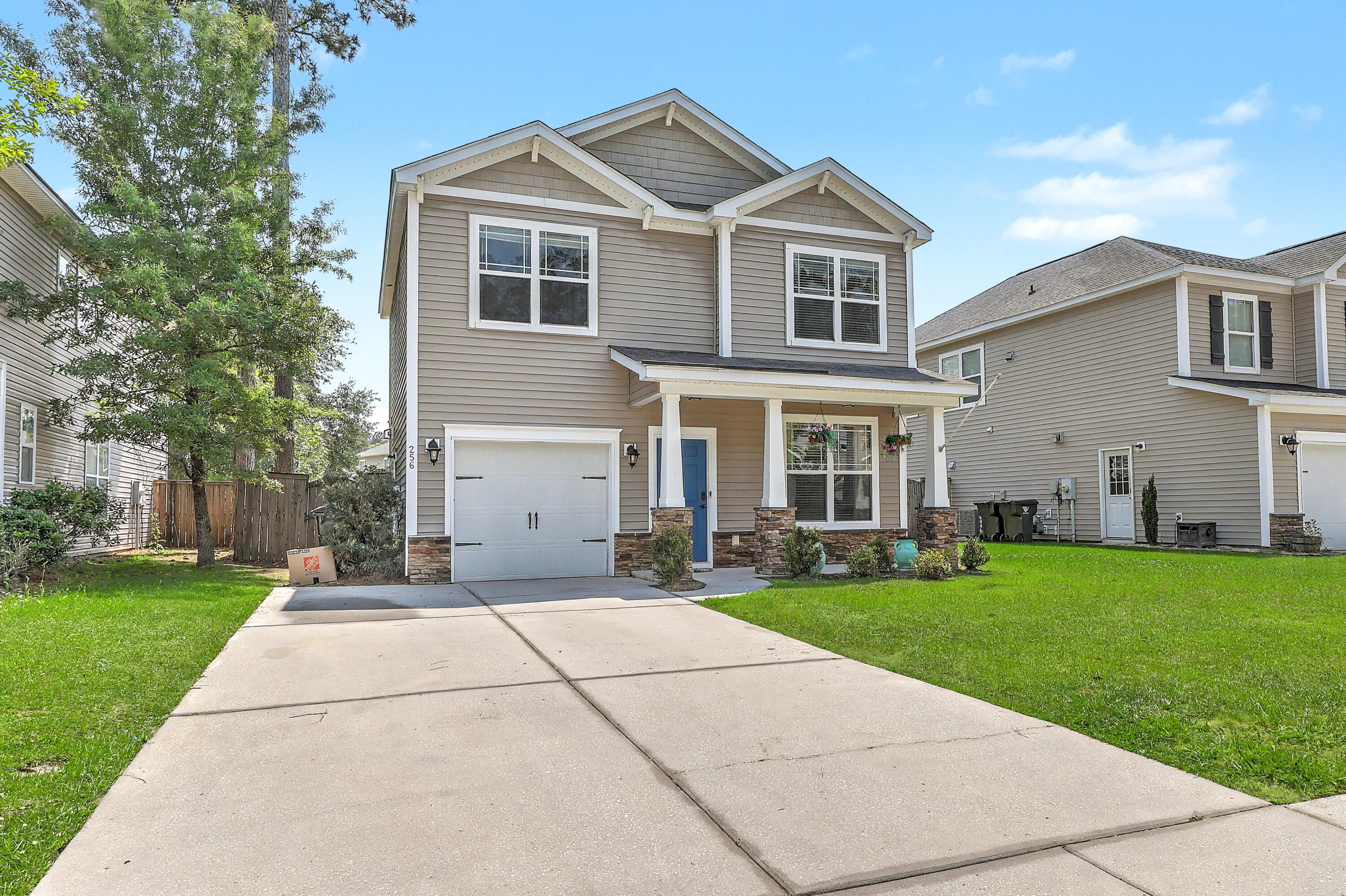 256 Oglethorpe Circle