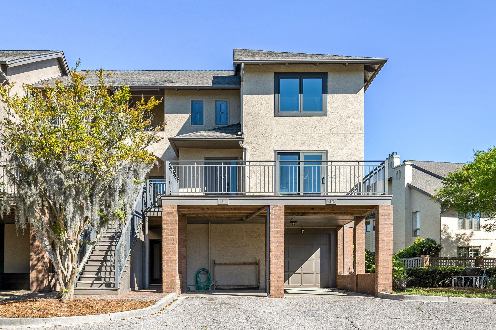 1934 Marsh Oak Lane