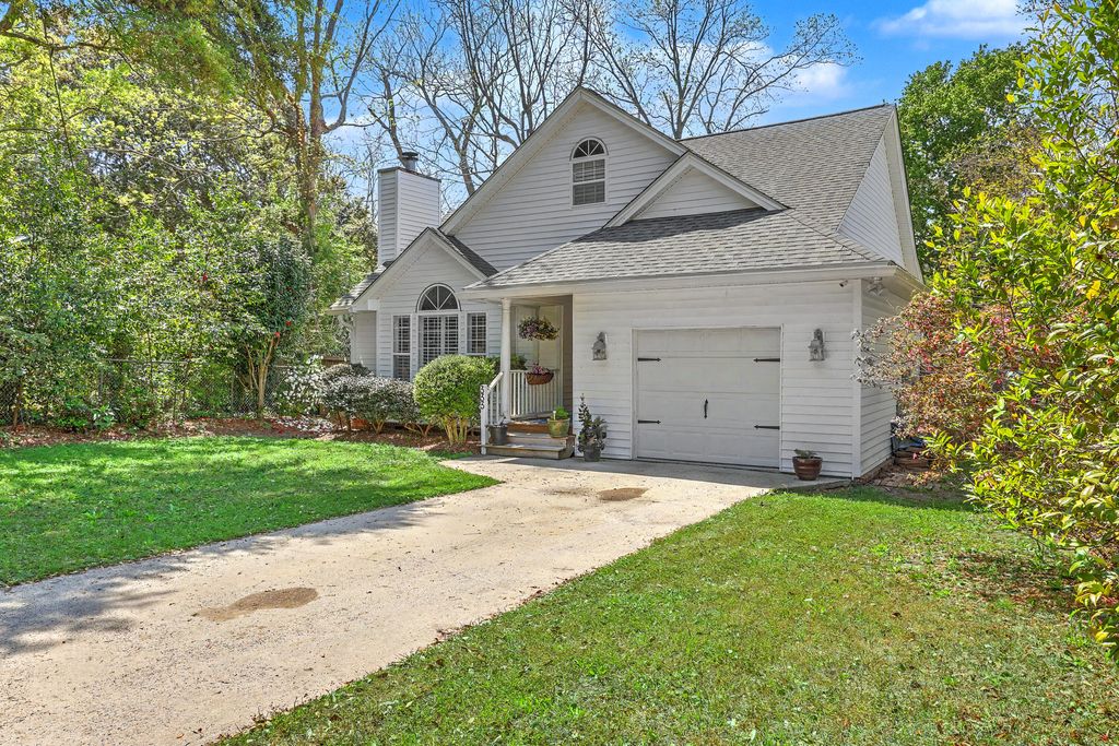 Photo of 333 Riverland Drive, Charleston, SC 29412 (MLS # 26009238)