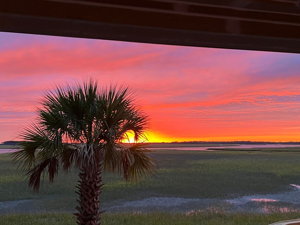 Photo of 91 Mariners Cay Drive, Folly Beach, SC 29439 (MLS # 26002225)