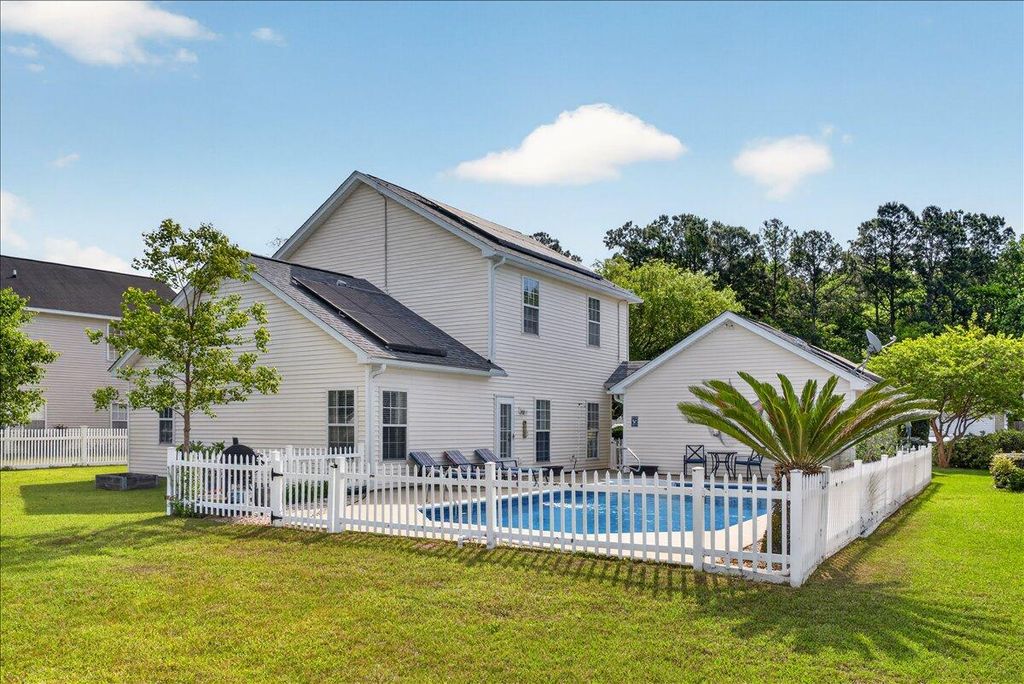 Photo of 186 Moon Dance Lane, Summerville, SC 29483 (MLS # 26010210)