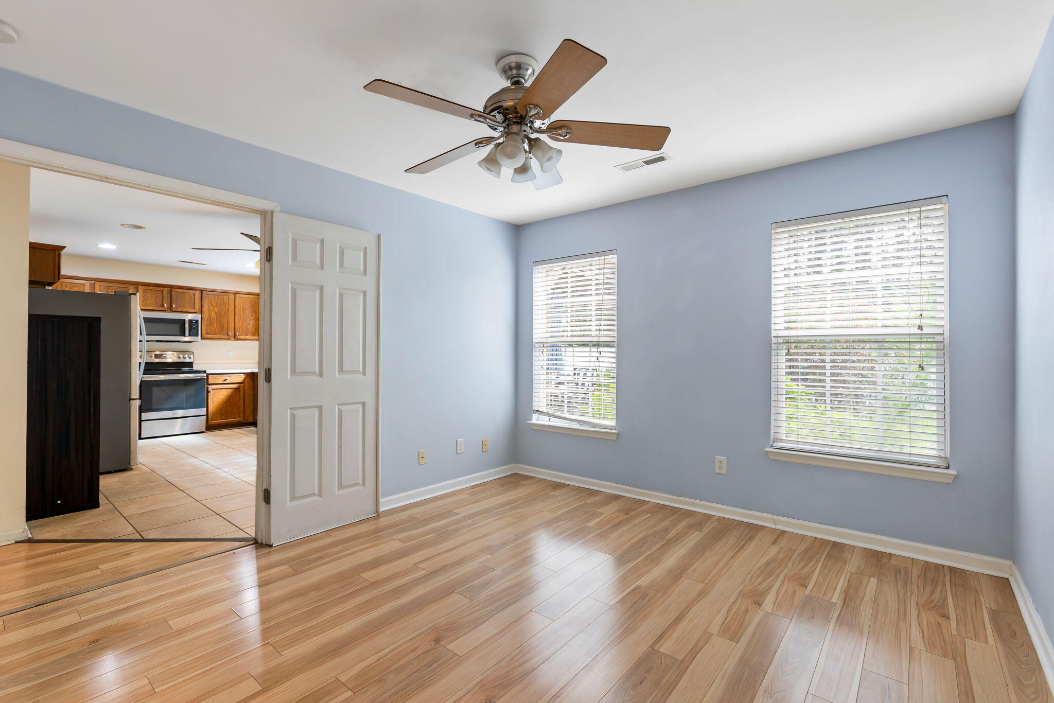 9033 Robins Nest Way