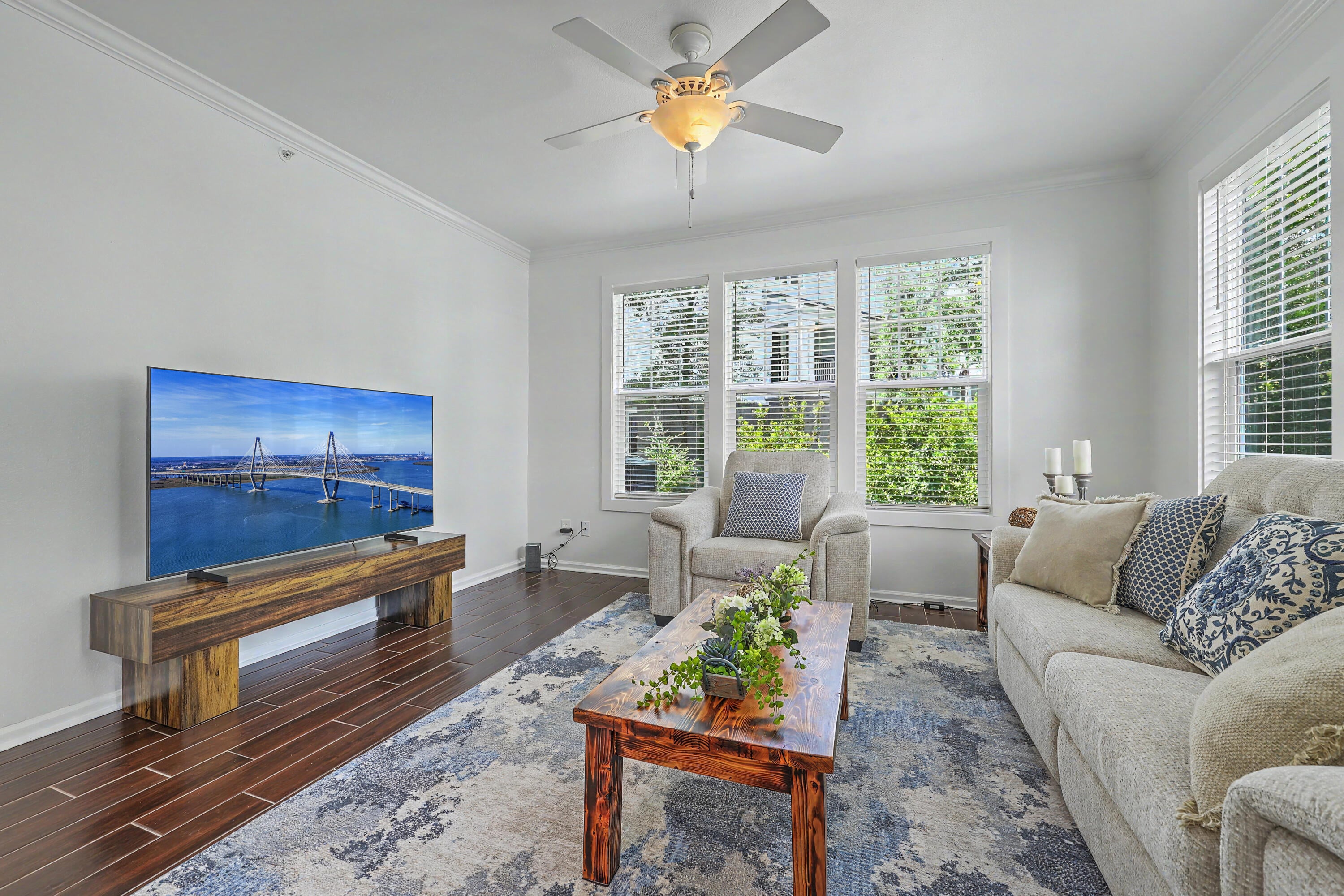 130 River Landing Drive 10100