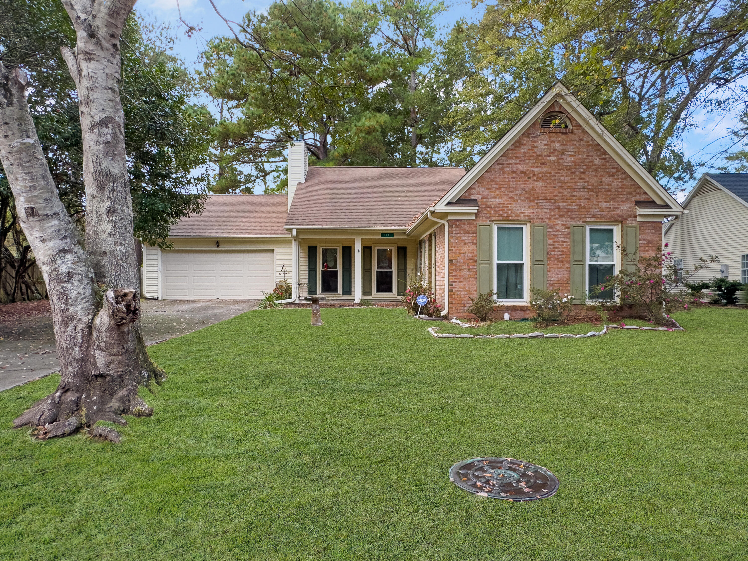 115 St Awdry Street