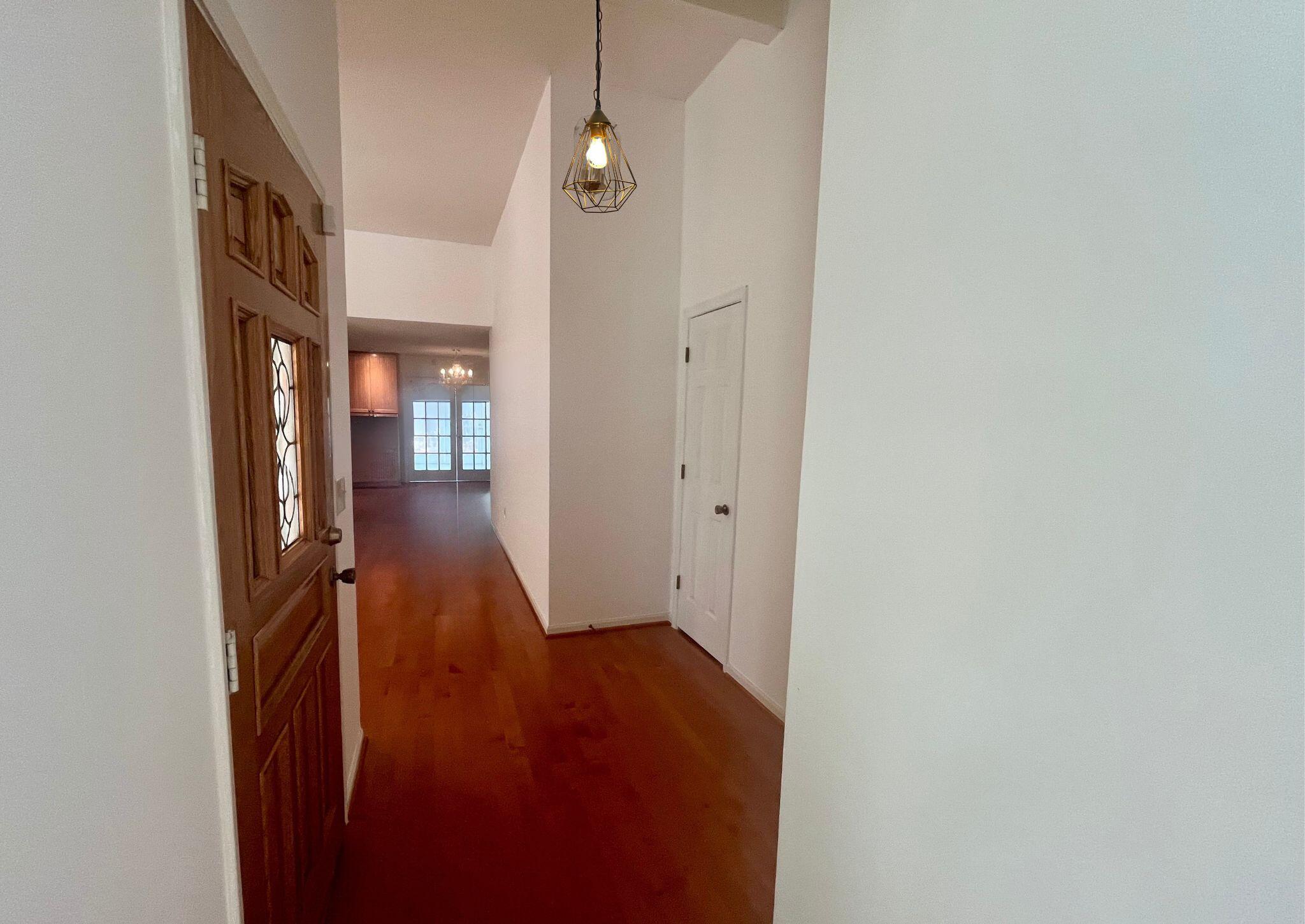 115 St Awdry Street