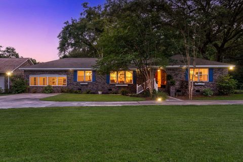 A home in Summerville